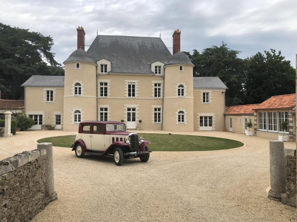 Bed and Breakfast Domaine De La Mazure La Chapelle-Basse-Mer Экстерьер фото